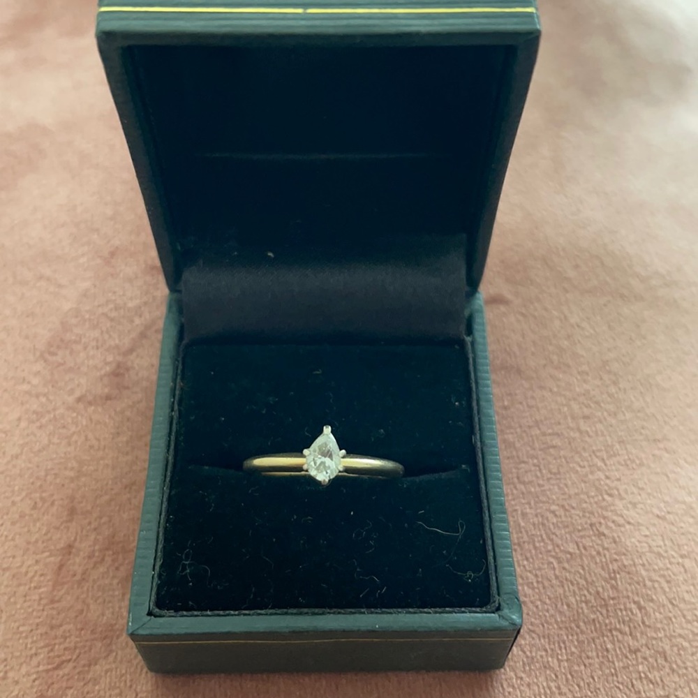 ❤️❤️14k Yellow Gold Vintage Estate Diamond Ring❤️❤️